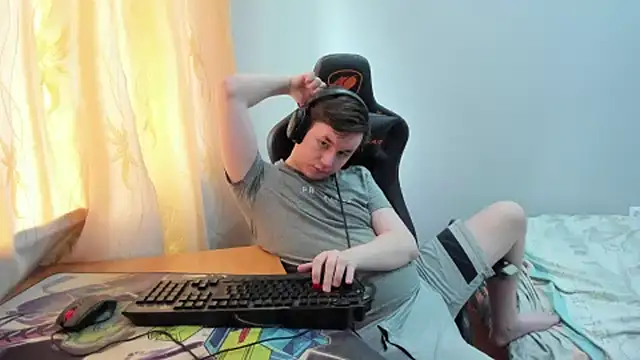 Show modela iliaskrislove na web-kameri