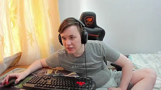 Show modela iliaskrislove na web-kameri