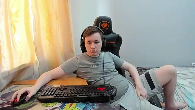 Show modela iliaskrislove na web-kameri