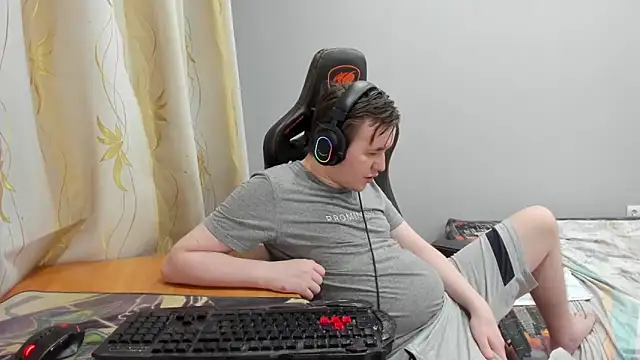 Show modela iliaskrislove na web-kameri
