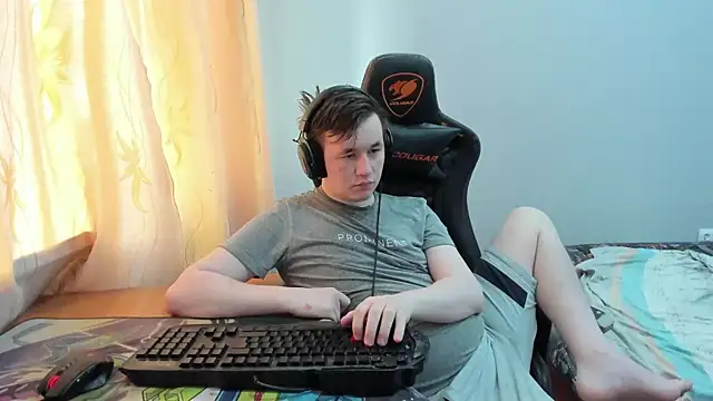 Show modela iliaskrislove na web-kameri