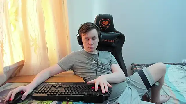 Вебкам-шоу iliaskrislove