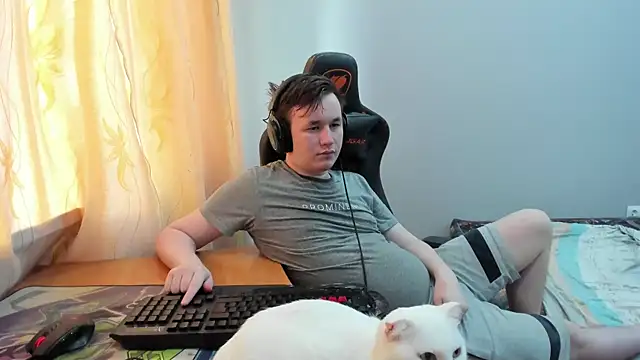 Вебкам-шоу iliaskrislove