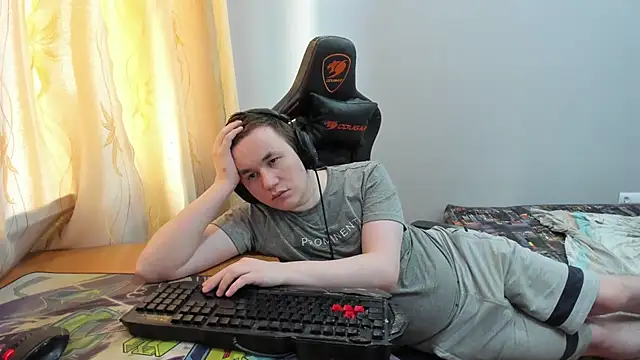 Show modela iliaskrislove na web-kameri