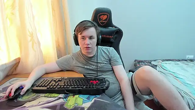 Show modela iliaskrislove na web-kameri