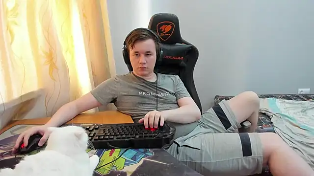 Show modela iliaskrislove na web-kameri
