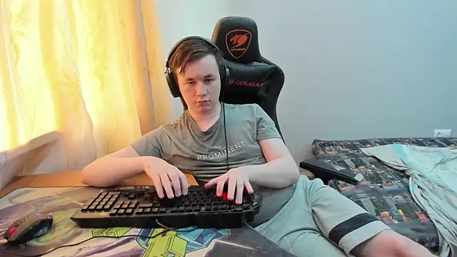 Show modela iliaskrislove na web-kameri