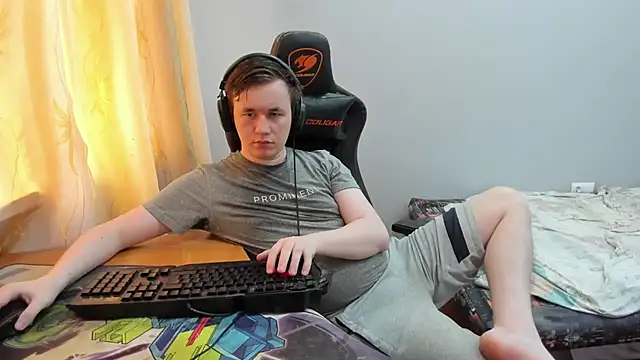iliaskrislove 网络视讯表演