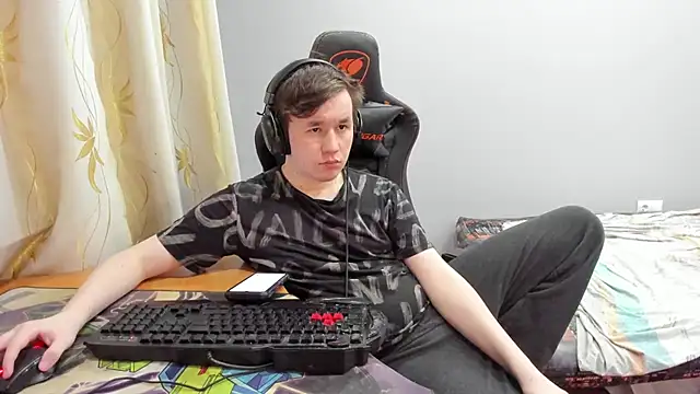 Вебкам-шоу iliaskrislove