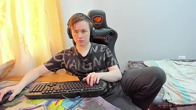 Show modela iliaskrislove na web-kameri