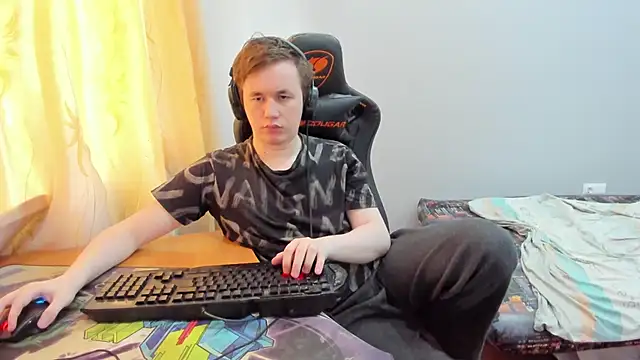 Show modela iliaskrislove na web-kameri