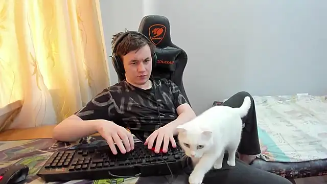 Вебкам-шоу iliaskrislove