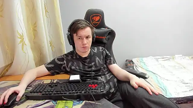 iliaskrislove 网络视讯表演
