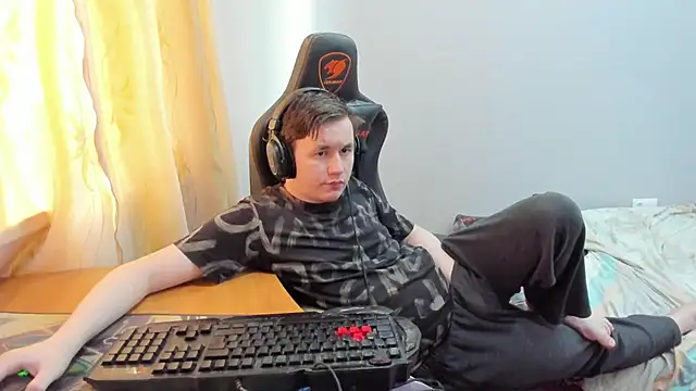 Вебкам-шоу iliaskrislove
