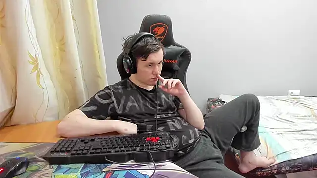 iliaskrislove 网络视讯表演