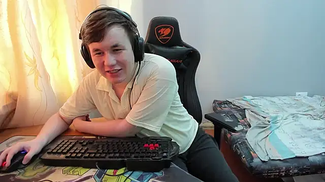 iliaskrislove's Webcam Show
