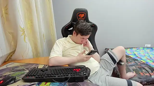 Вебкам-шоу iliaskrislove