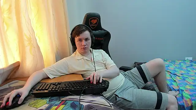 Show modela iliaskrislove na web-kameri