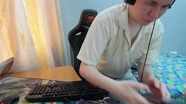 Вебкам-шоу iliaskrislove