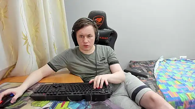 Show modela iliaskrislove na web-kameri