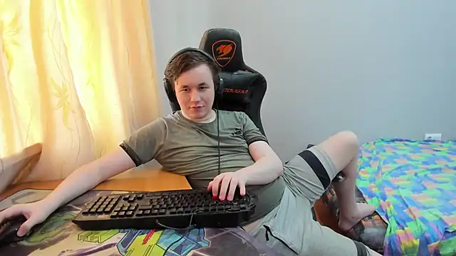 Вебкам-шоу iliaskrislove