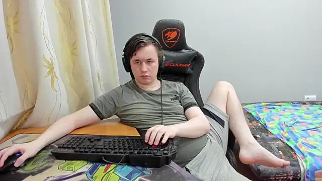 iliaskrislove 网络视讯表演