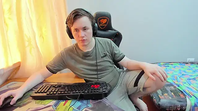 Вебкам-шоу iliaskrislove