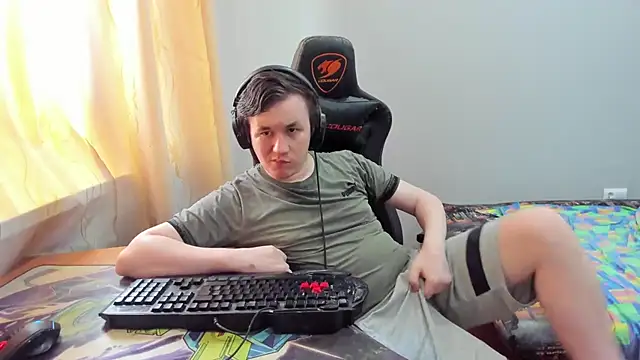 Show modela iliaskrislove na web-kameri