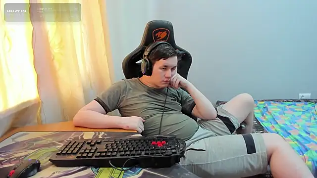 iliaskrislove – webcam-show