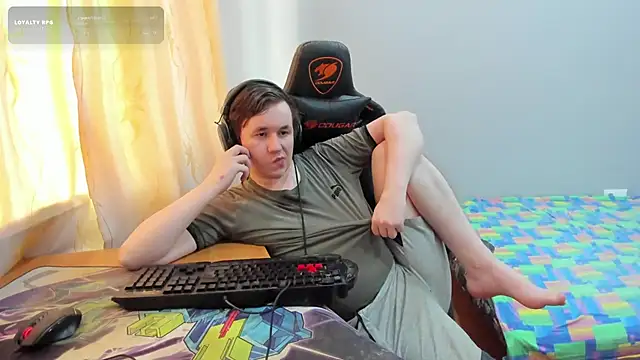 iliaskrislove webcam show