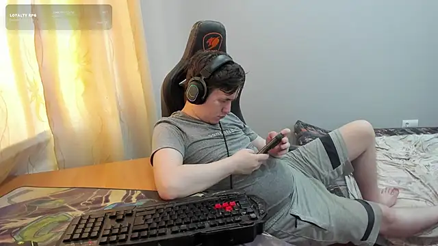 Show modela iliaskrislove na web-kameri