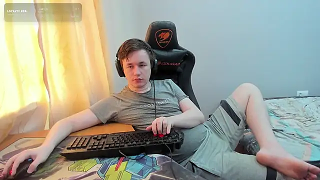 iliaskrislove's Live XXX Chat