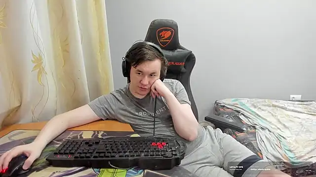 Вебкам-шоу iliaskrislove