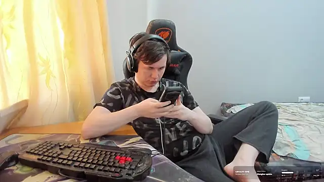 Show modela iliaskrislove na web-kameri