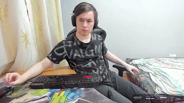 Show modela iliaskrislove na web-kameri