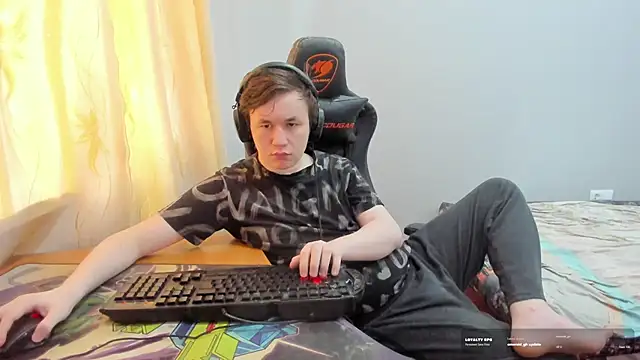 Вебкам-шоу iliaskrislove