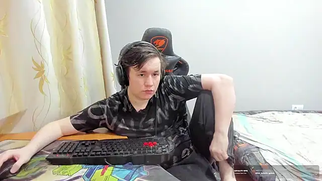 Вебкам-шоу iliaskrislove
