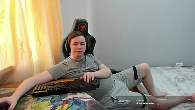 iliaskrislove – webcam-show
