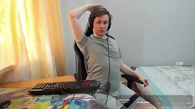 Show modela iliaskrislove na web-kameri