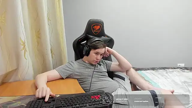 Вебкам-шоу iliaskrislove