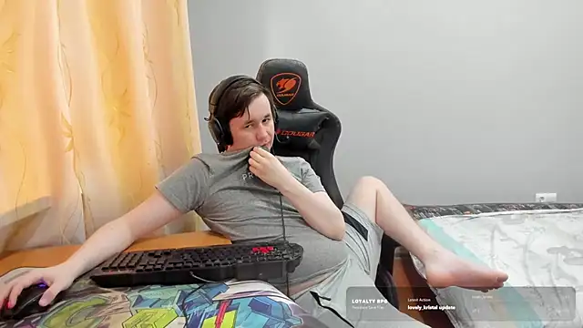 Show modela iliaskrislove na web-kameri