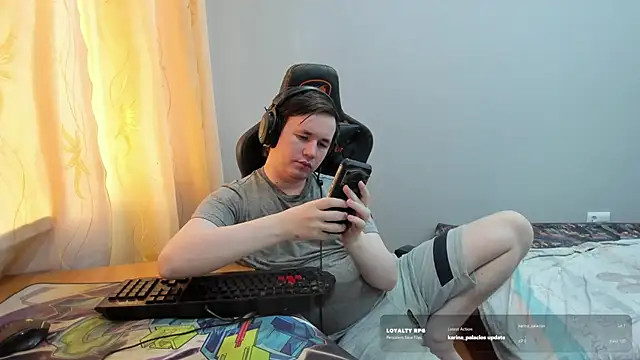 Show modela iliaskrislove na web-kameri
