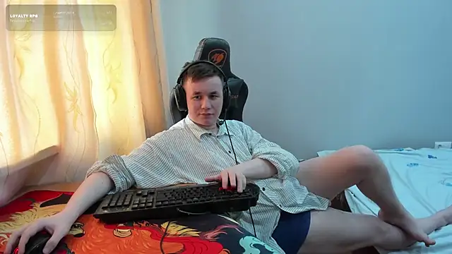 Show modela iliaskrislove na web-kameri