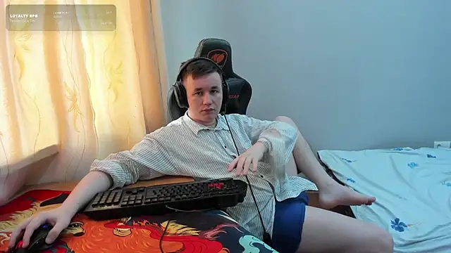 Show modela iliaskrislove na web-kameri