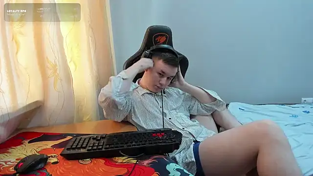 Show modela iliaskrislove na web-kameri