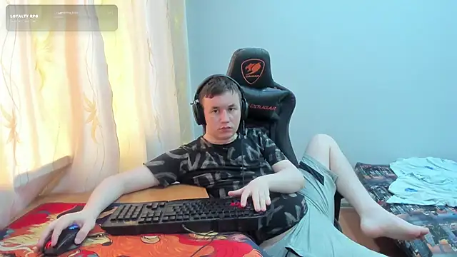 Show modela iliaskrislove na web-kameri