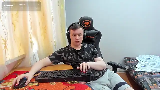 iliaskrislove Adlı Modelin Web Kamerası Şovu