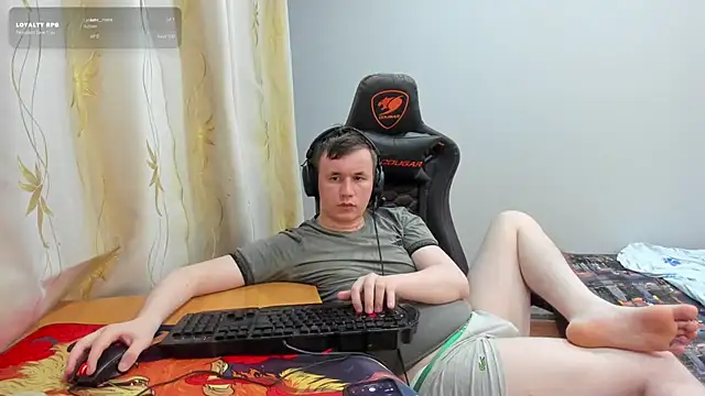 Show modela iliaskrislove na web-kameri