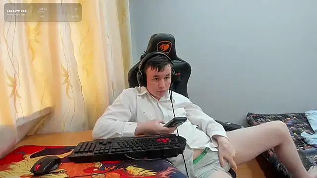 Вебкам-шоу iliaskrislove