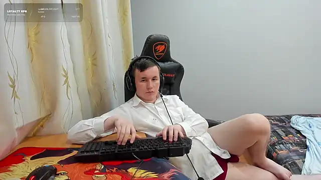 iliaskrislove Adlı Modelin Web Kamerası Şovu